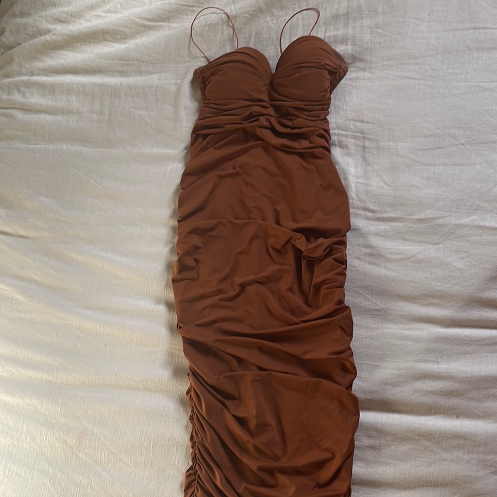 Oh Polly brown midi dress. Only worn once so it’s in perfect condition.